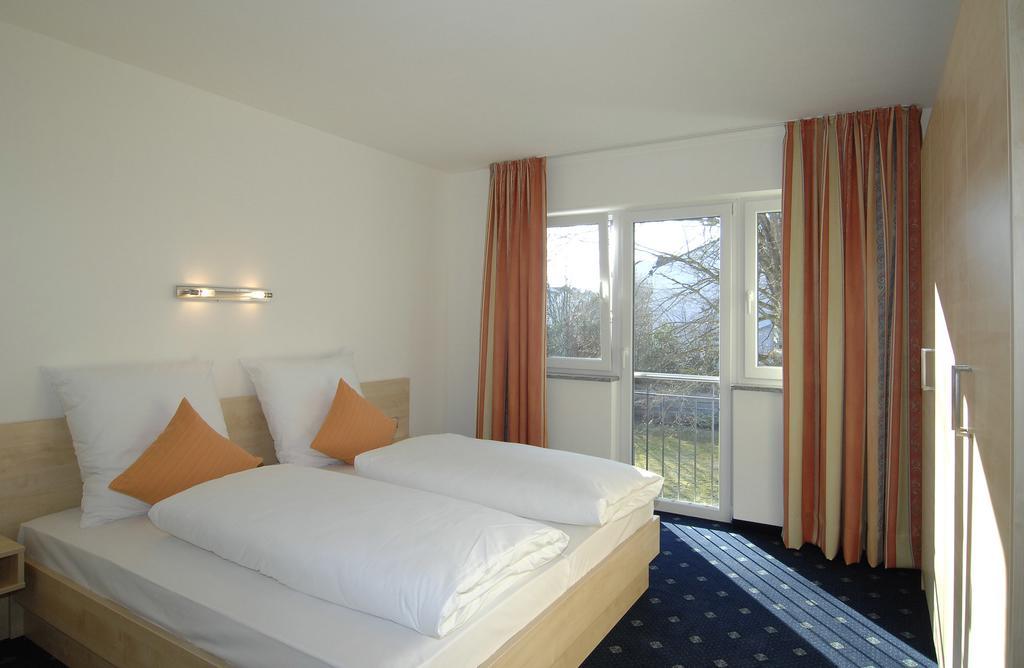 Landhaus Sixtmuehle Hotel Taufkirchen  Quarto foto